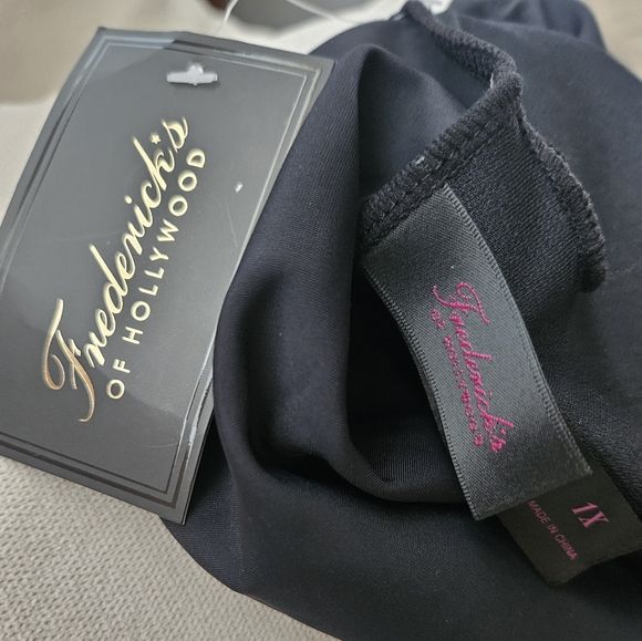 New Women's one piece bathing suit with tags! - Picture 4 of 4